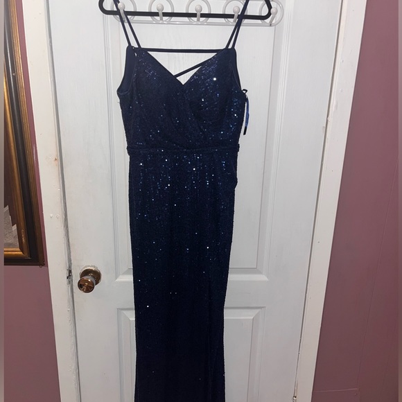 Blue Sequins Prom/Wedding/Bridesmaid Dress. Gorgeous slit, Very Flattering! - Picture 4 of 8